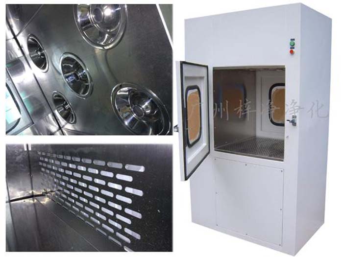 風(fēng)淋傳遞窗吹淋后的氣流通過高效過濾器,如HEPA過濾器,進(jìn)一步過濾掉微小的塵埃和微生物。 風(fēng)淋傳遞窗吹淋后的氣流通過高效過濾器,如HEPA過濾器,進(jìn)一步過濾掉微小的塵埃和微生物。