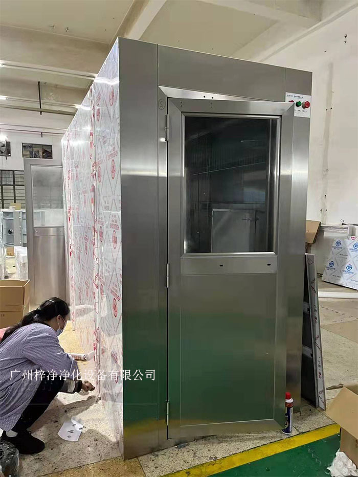 風淋室可能會遇到各種問題，影響風淋室正常運作和潔凈室的整體環境。