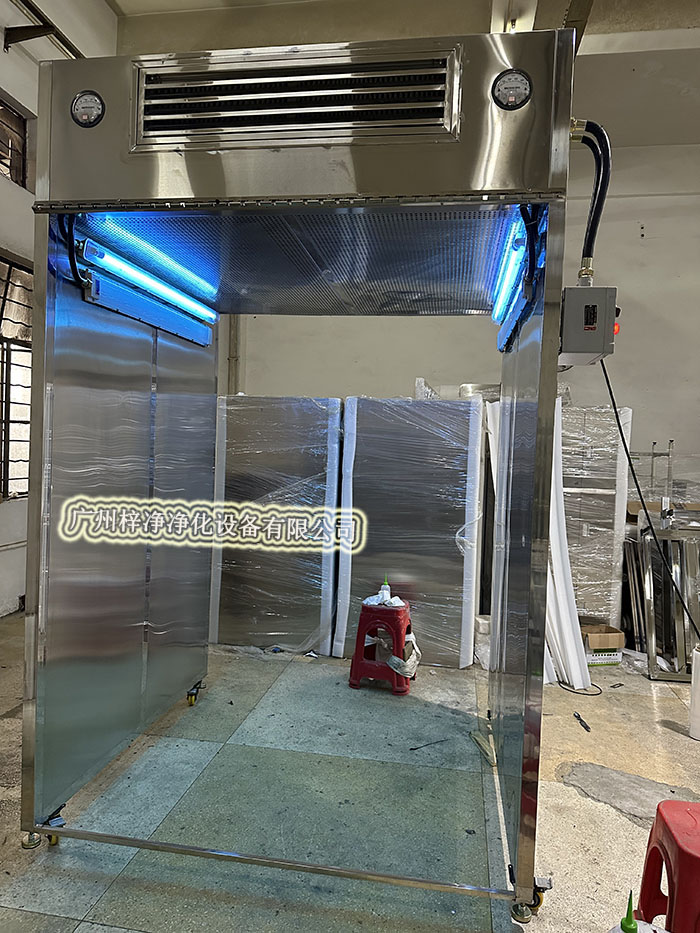 層流罩取樣車是一種用于在無菌或潔凈環(huán)境下進行樣品采集的專用設(shè)備。 層流罩取樣車是一種用于在無菌或潔凈環(huán)境下進行樣品采集的專用設(shè)備。